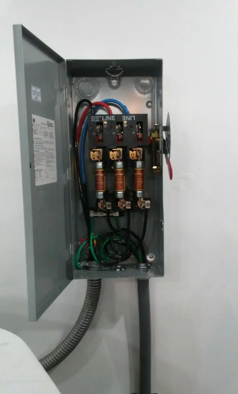 Three-phase disconnect switch installed for Electrical Wiring & Rewiring in Pen Argyl
