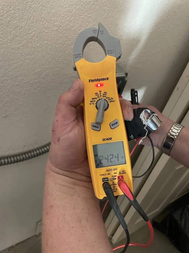 Voltage testing with clamp meter during Aluminum Wiring Replacement in Pen Argyl